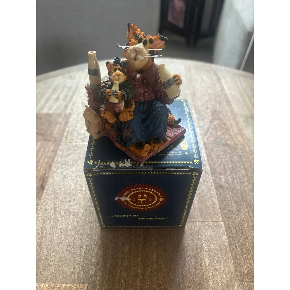 Boyds Bears & Friends -‎ The Purrstone Collection - #371007 Mamma Crafty Cat
